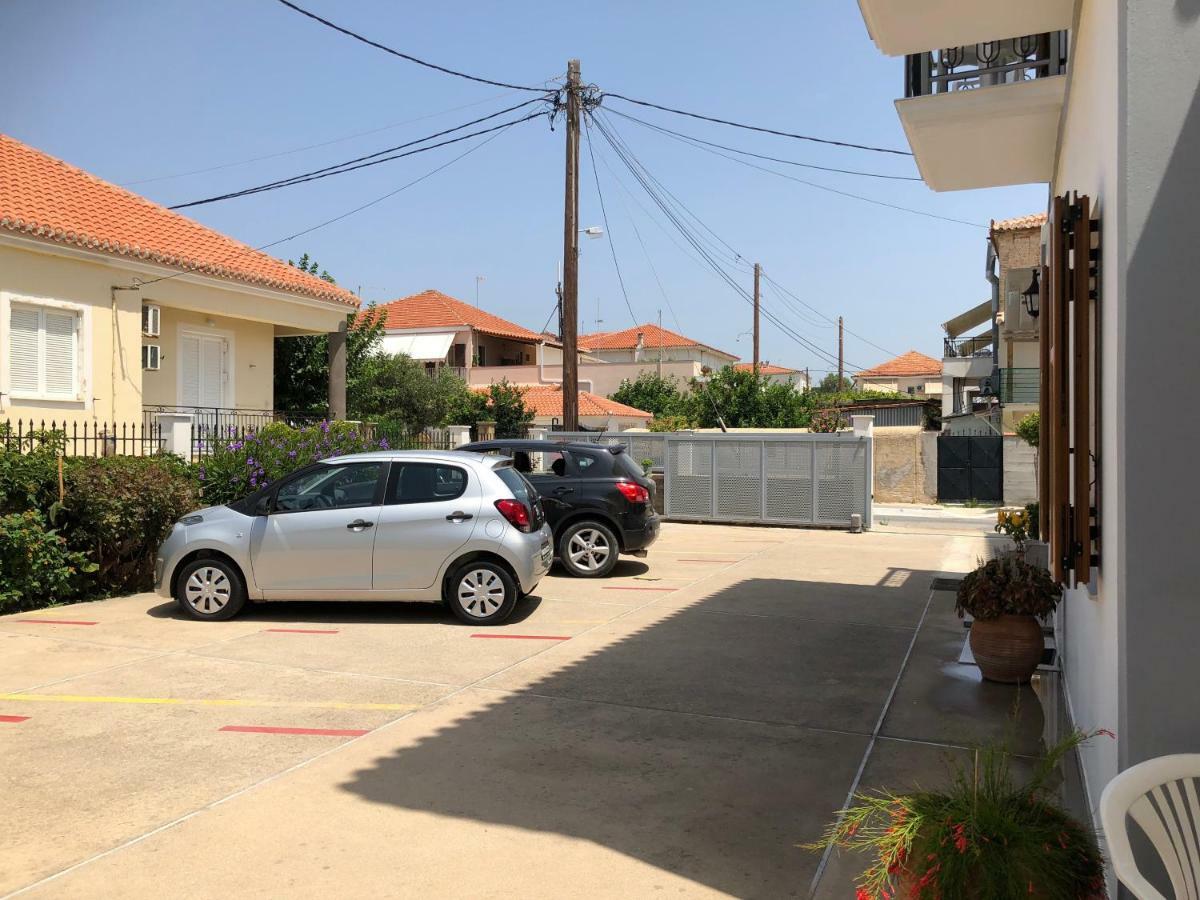 Mythos Suites-Dionysos Apartment Methóni Eksteriør bilde